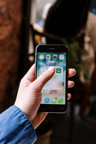 Como-funciona-o-Spotify-Ads-formatos-segmentacoes-e-valores